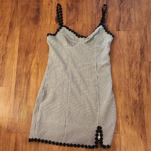 NWT White and Black Gingham Lace Mini Dress by Lulus - Sz XS - Picture 2 of 3